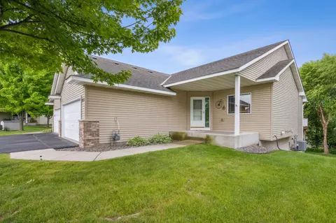 523 Amber Ln, Buffalo, MN 55313