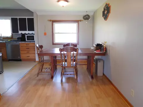 402 5th St E, Herman, MN 56248 photo 7
