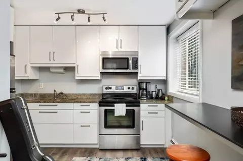 3236 Garfield Ave #4, Minneapolis, MN 55408