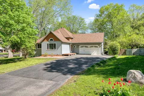3200 Spruce Trl SW, Prior Lake, MN 55372