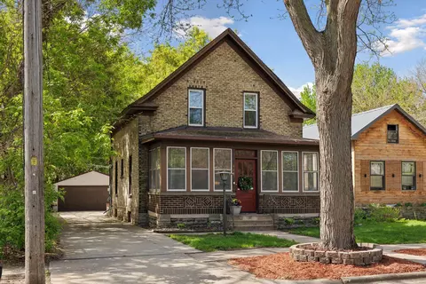162 15th Ave NE, Minneapolis, MN 55413