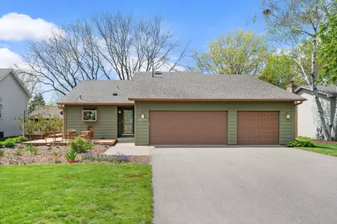 4243 Yorktown Dr, Eagan, MN 55123