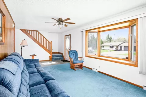 1108 N Robin Ave, Duluth, MN 55811 photo 3