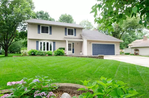 10683 Monticello Ln N, Maple Grove, MN 55369