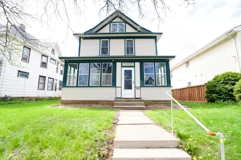 1006 Reaney Ave, Saint Paul, MN 55106