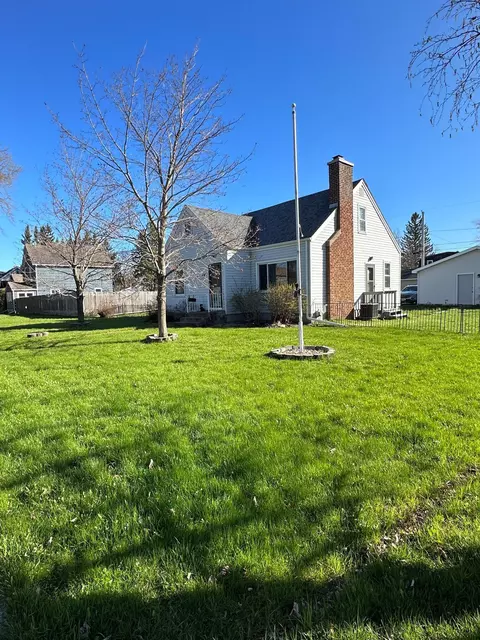 1512 E 3rd St, Superior, WI 54880