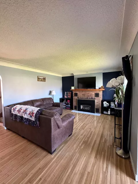 1512 E 3rd St, Superior, WI 54880 photo 4
