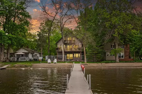 7753 N Shore Cir N, Forest Lake, MN 55025