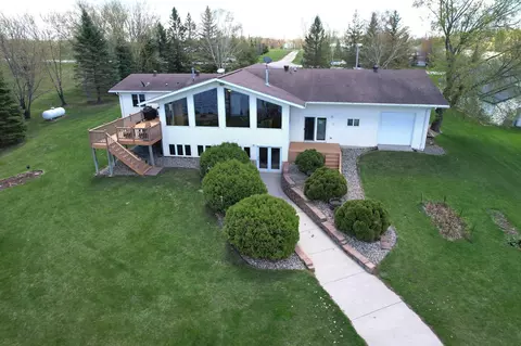 13428 Pearl Lake Dr, Detroit Lakes, MN 56501