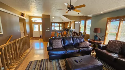 151 E 15th Ave E, West Fargo, ND 58078 photo 13
