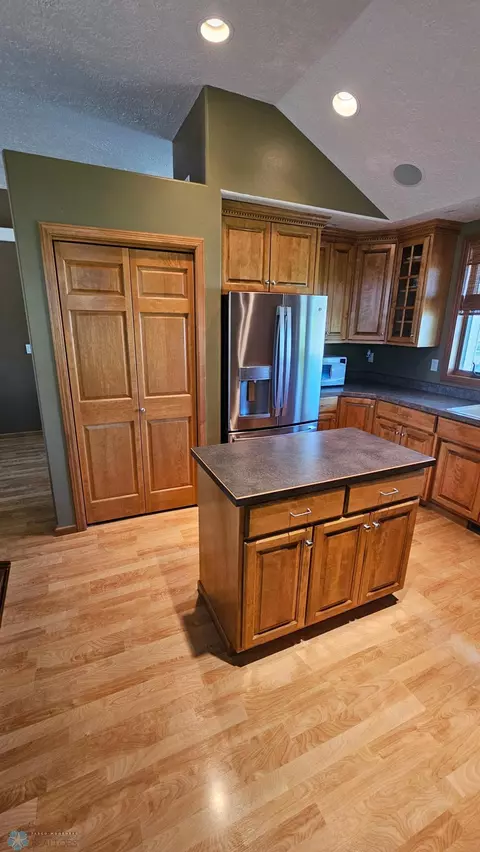 151 E 15th Ave E, West Fargo, ND 58078 photo 9