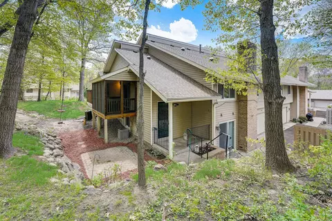 5308 Yorktown Ln N, Plymouth, MN 55442