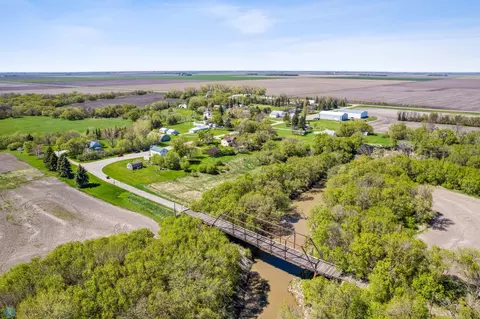 104 Main St, Caledonia, ND 58219 photo 22