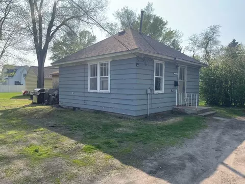 243 5th St SW, Perham, MN 56573