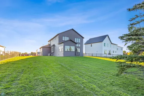 4752 Hampton Loop S, Moorhead, MN 56560 photo 46