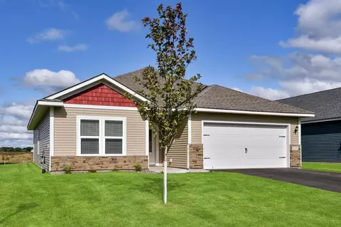 8397 Walnut St, Clear Lake, MN 55319