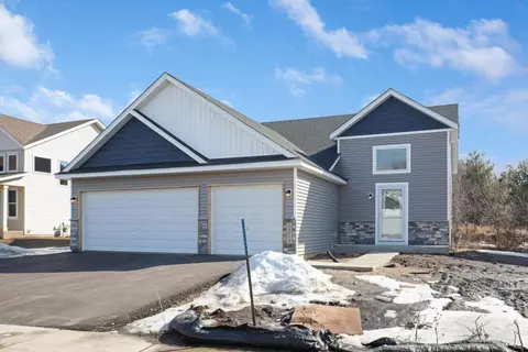 450 Cedar Ln, Dundas, MN 55019