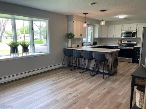 208 9th Ave E, Lisbon, ND 58054 photo 9