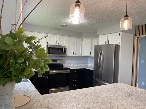 208 9th Ave E, Lisbon, ND 58054 photo 10