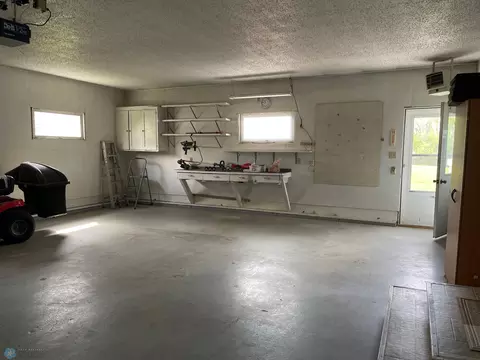 208 9th Ave E, Lisbon, ND 58054 photo 42