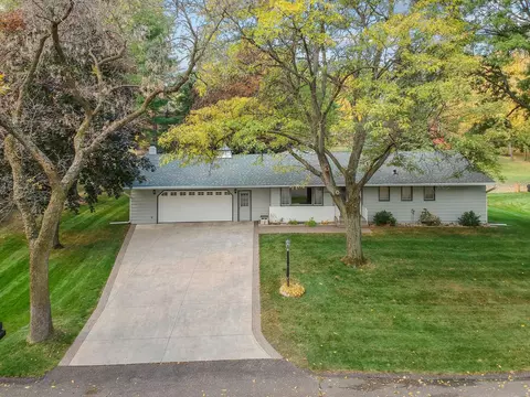 14424 Lennell Dr, Minnetonka, MN 55345