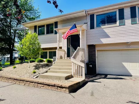 11857 Undercliff St NW, Coon Rapids, MN 55433