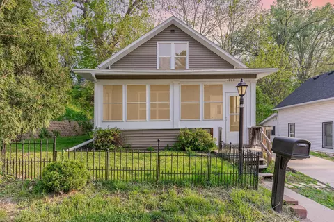 1066 Putnam Ave, Red Wing, MN 55066