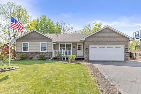 13022 1st Ave S, Zimmerman, MN 55398