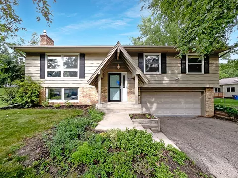 5630 Woodland Rd, Minnetonka, MN 55345