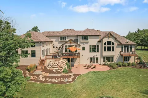 36002 Oasis Rd, Lindstrom, MN 55045 photo 2