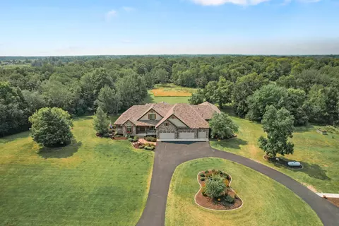 36002 Oasis Rd, Lindstrom, MN 55045 photo 3