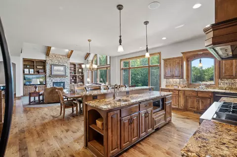 36002 Oasis Rd, Lindstrom, MN 55045 photo 7