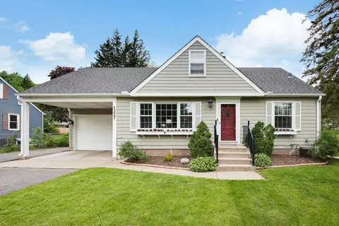 1227 Quebec Ave N, Golden Valley, MN 55427