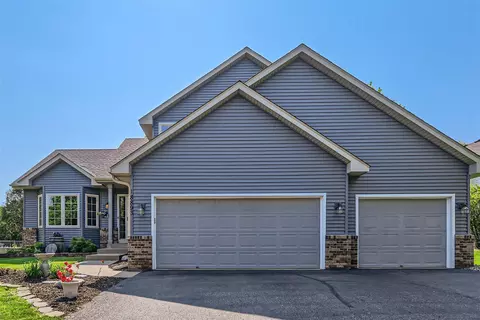 18893 Excalibur Trl, Farmington, MN 55024
