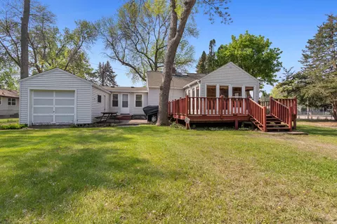 1533 Onondaga St NE, Fridley, MN 55432