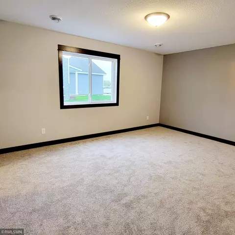 2109 Nelson St, Saint Peter, MN 56082 photo 12