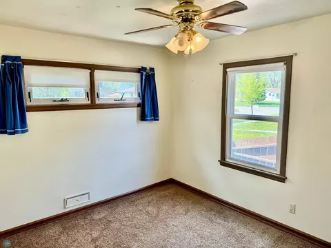 910 20th St S, Fargo, ND 58103 photo 17