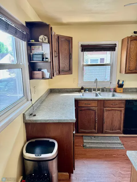 910 20th St S, Fargo, ND 58103 photo 11