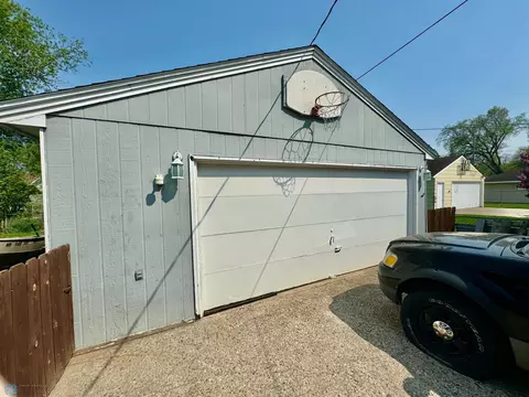 910 20th St S, Fargo, ND 58103 photo 6