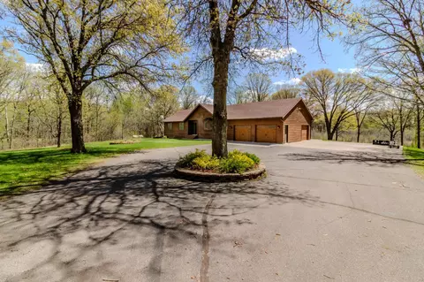 12130 25th St, Clear Lake, MN 55319