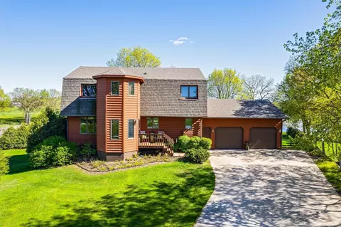 17121 Fairway Cir, Cold Spring, MN 56320