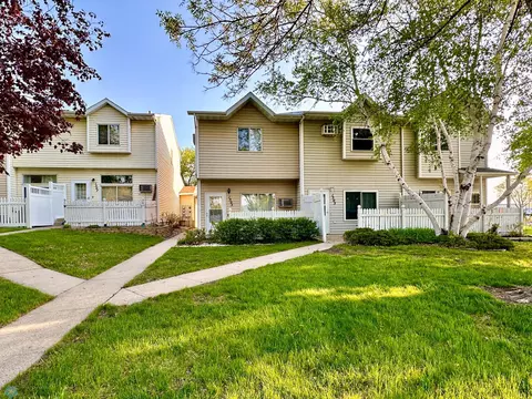 1505 34 12 Ave S, Fargo, ND 58104