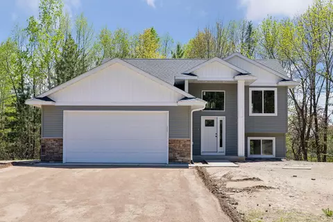 219 20th Ave SW, Cambridge, MN 55008