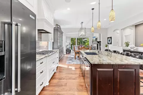 255 Bellwether Path, Wayzata, MN 55391 photo 7