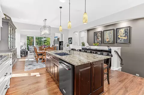 255 Bellwether Path, Wayzata, MN 55391 photo 8