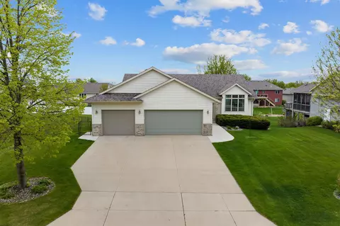 2509 Stony Creek Dr, Owatonna, MN 55060