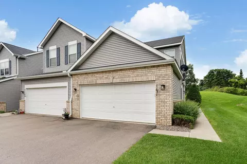 1151 Bergmann Dr, Stillwater, MN 55082