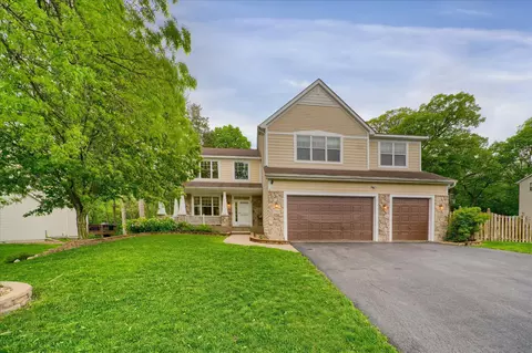 17015 Valley Rd, Eden Prairie, MN 55347