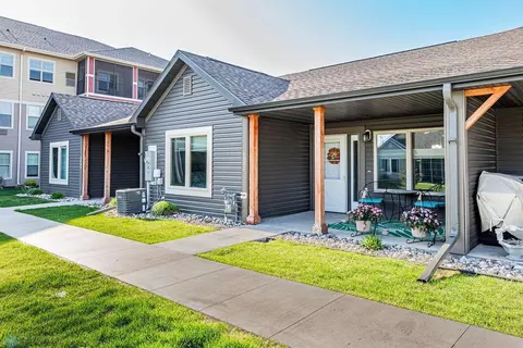 608 34th Way E #C, West Fargo, ND 58078