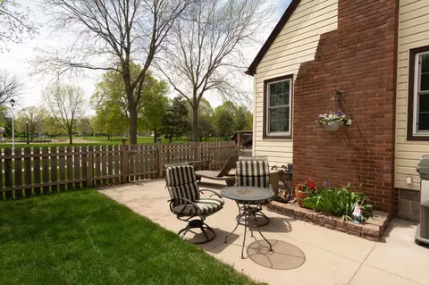 315 W College Ave, Saint Peter, MN 56082 photo 21